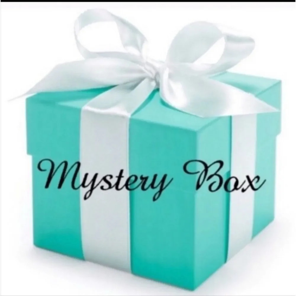 5 piece mystery box  It's a great deal! Price is firm$100 worth at least $250 - Picture 2 of 2